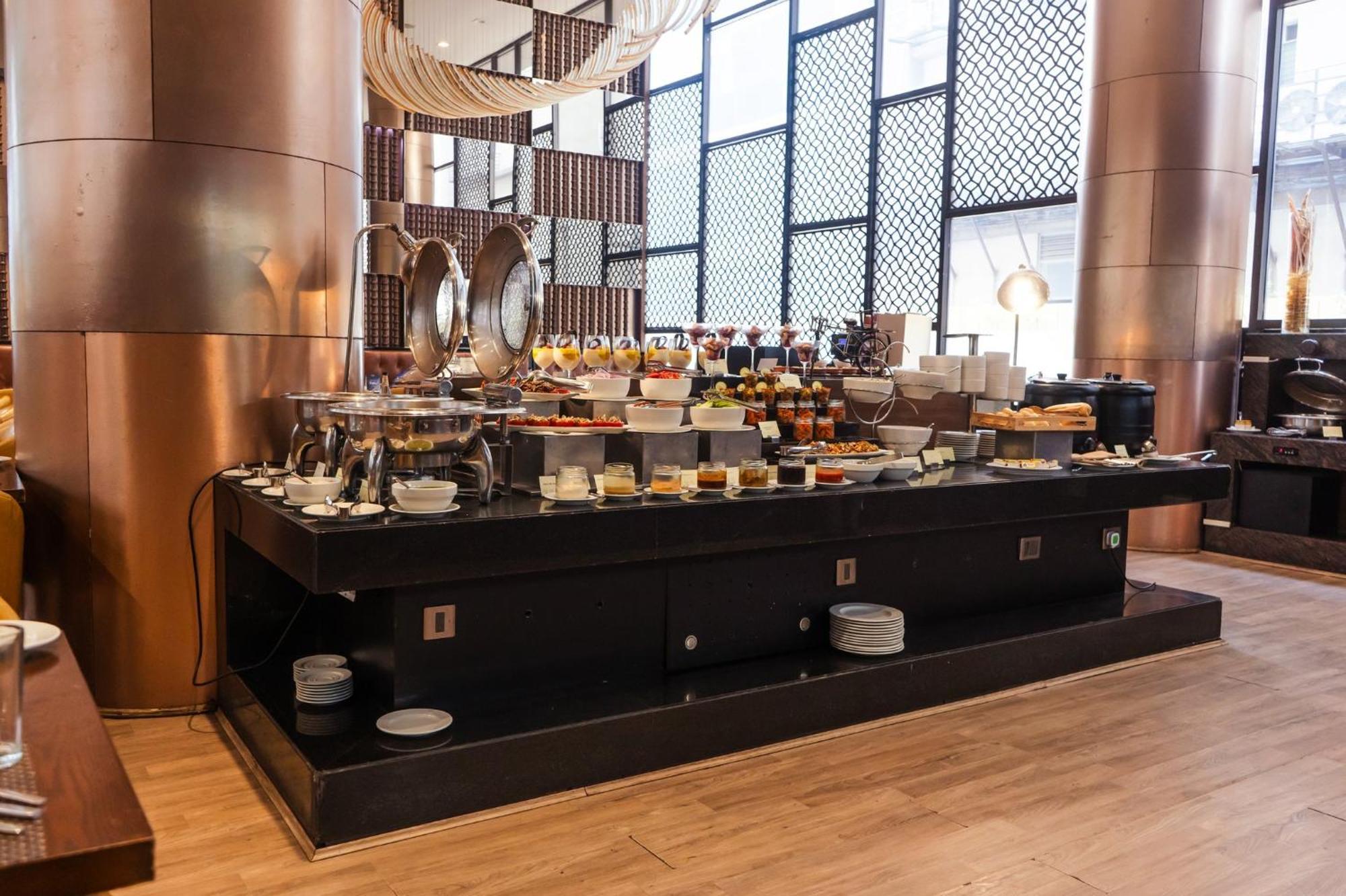 Holiday Inn Kolkata Airport By Ihg Екстер'єр фото
